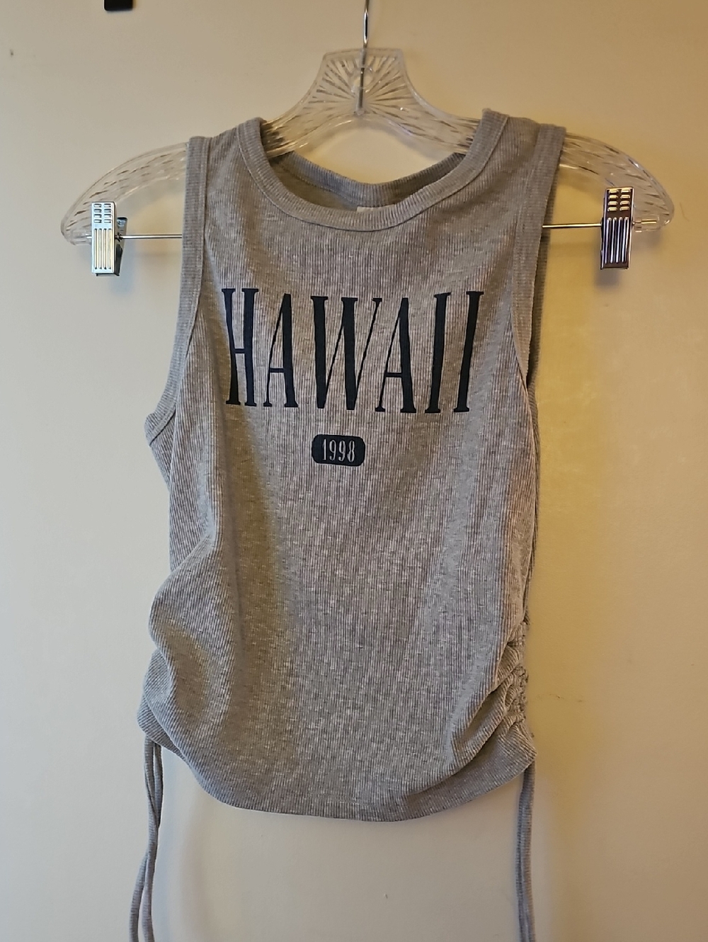 No Boundaries Gray Ribbed Hawaii Tank Top